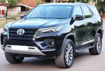 Fortuner SUV rental LB Nagar